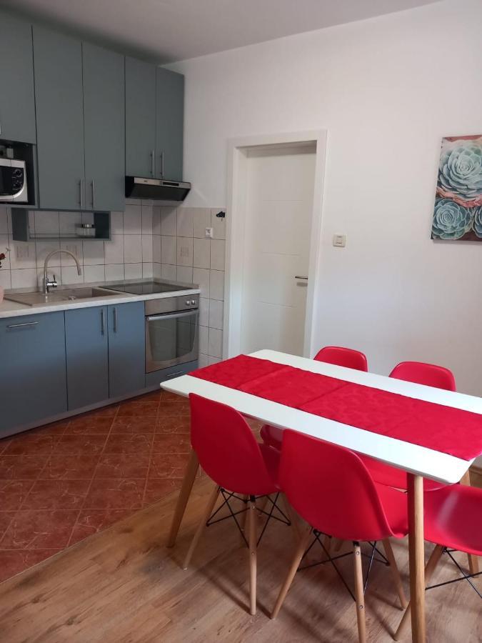 Apartmani Stefano 라빈 외부 사진
